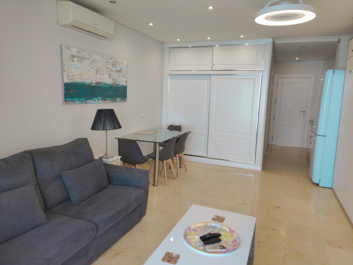 Santa-Clara-Blue Horizon Front Line Apartment By Namaste Elite Торремолинос Экстерьер фото