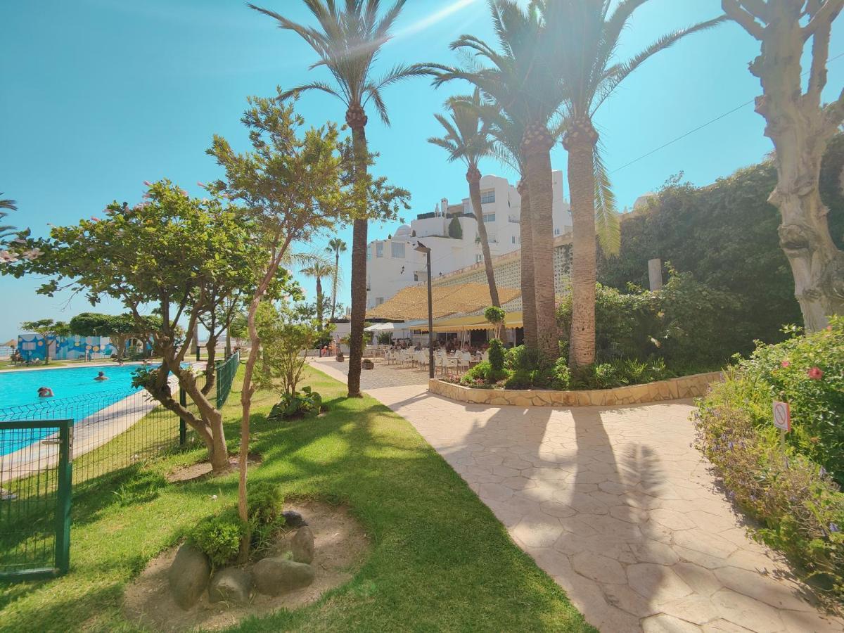 Santa-Clara-Blue Horizon Front Line Apartment By Namaste Elite Торремолинос Экстерьер фото