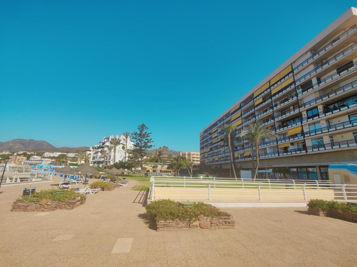 Santa-Clara-Blue Horizon Front Line Apartment By Namaste Elite Торремолинос Экстерьер фото